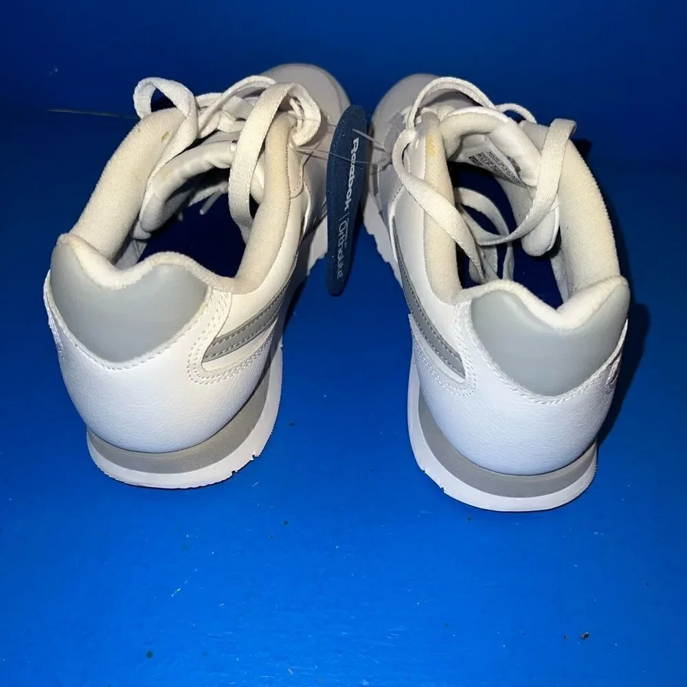 Reebok Womens Classic DV5030 White Running Shoes Lace Up Low Top Size 8.5